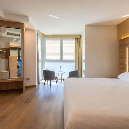 Kriss Internazionale Hotel Бардолино Экстерьер фото